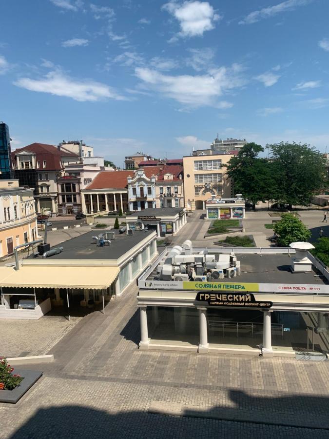 Greek Hostel Odessa Eksteriør billede