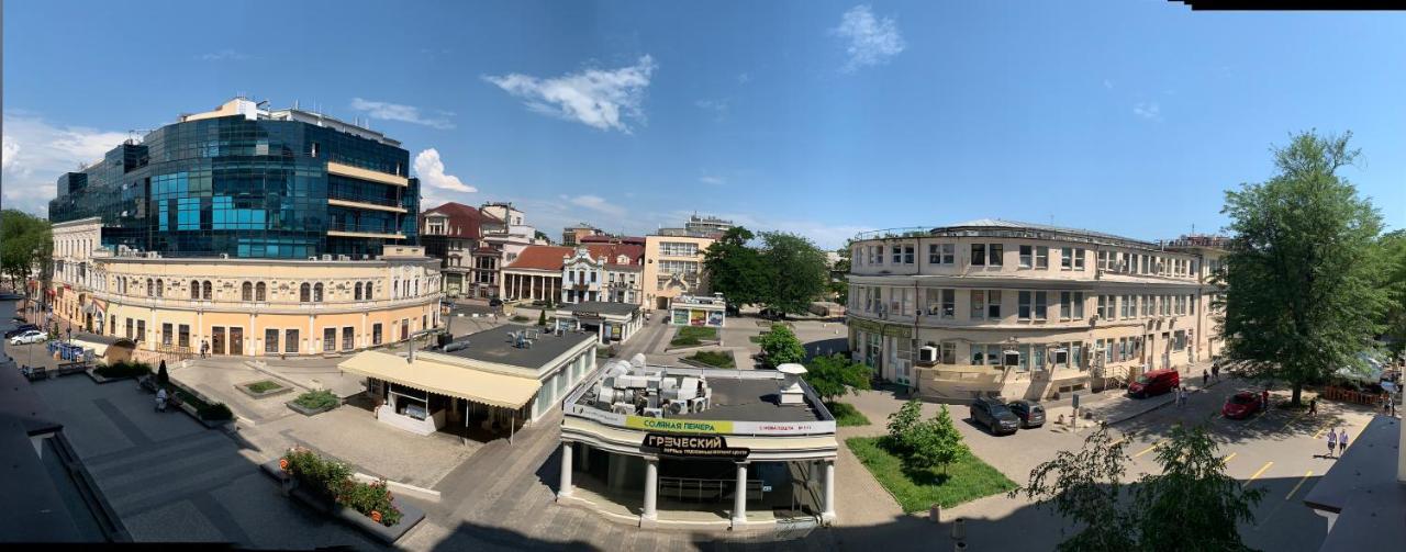 Greek Hostel Odessa Eksteriør billede