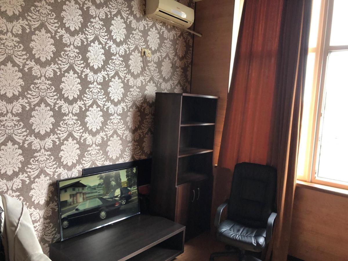 Greek Hostel Odessa Eksteriør billede