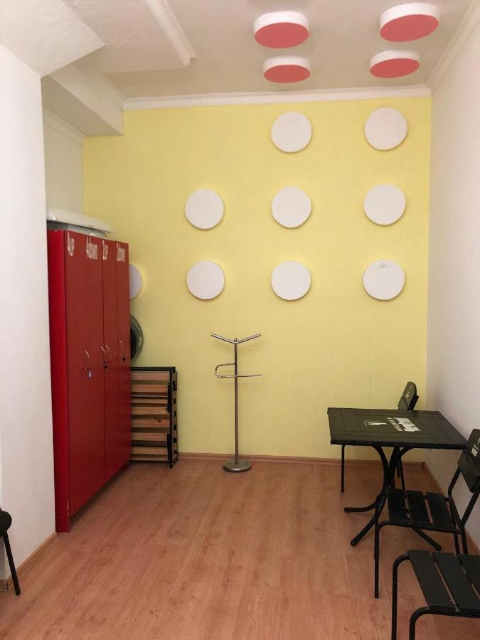 Greek Hostel Odessa Eksteriør billede
